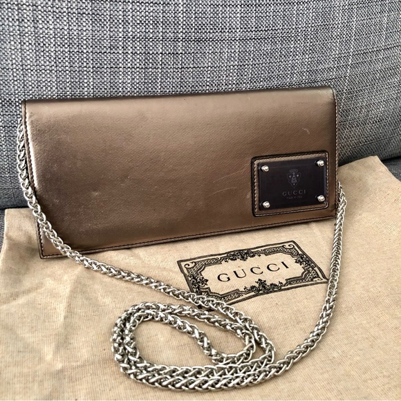 Gucci Bronze Clutch with Rare Logo Mirror - Picture 16 of 16